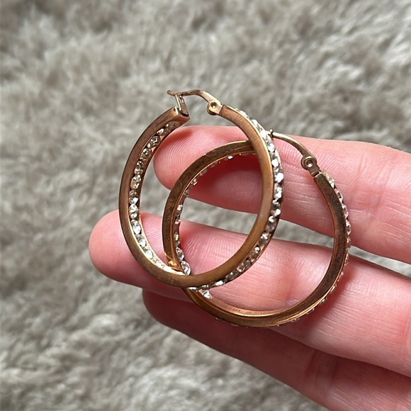 Vintage Rhinestone Gold Hoops - Picture 3 of 9